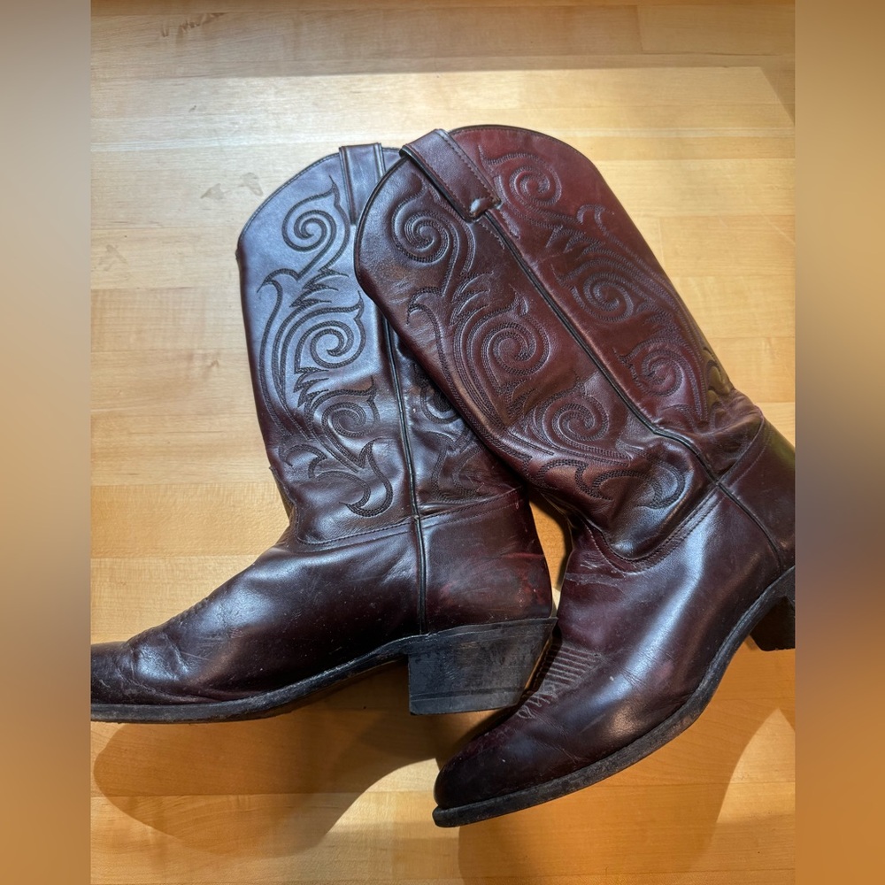 Vintage Tony Lama Men's Dark Maroon Brown Leather Cowboy Boots Size 8